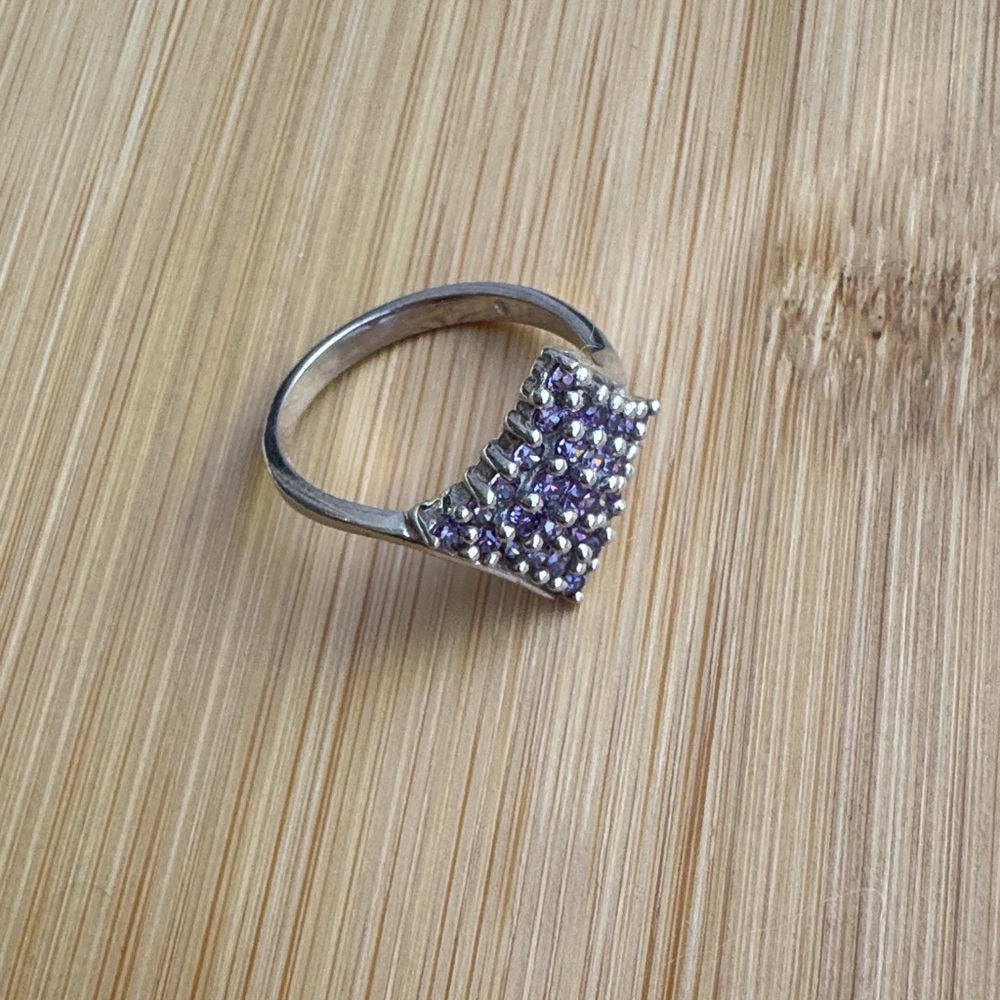 Rhombus Silver and Purple Women's Ring size 7